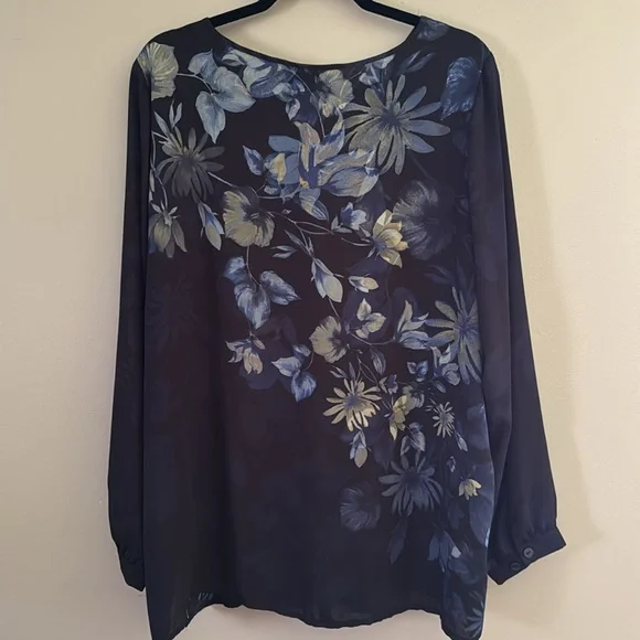 Linea by Louis Dell'Olio Black Floral Women's Blouse Size XL - Picture 2 of 6